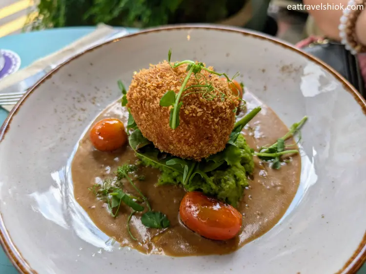 Crackle Crunch Scotch Egg 